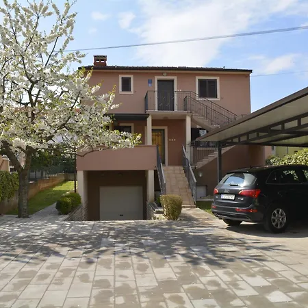 Denis & Lucija 로비니