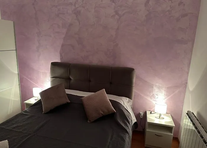 Denis & Lucija 아파트 *